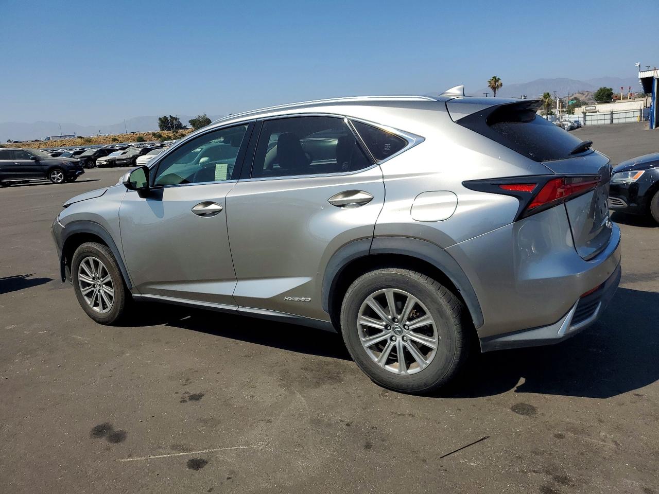 Lexus NX 300h