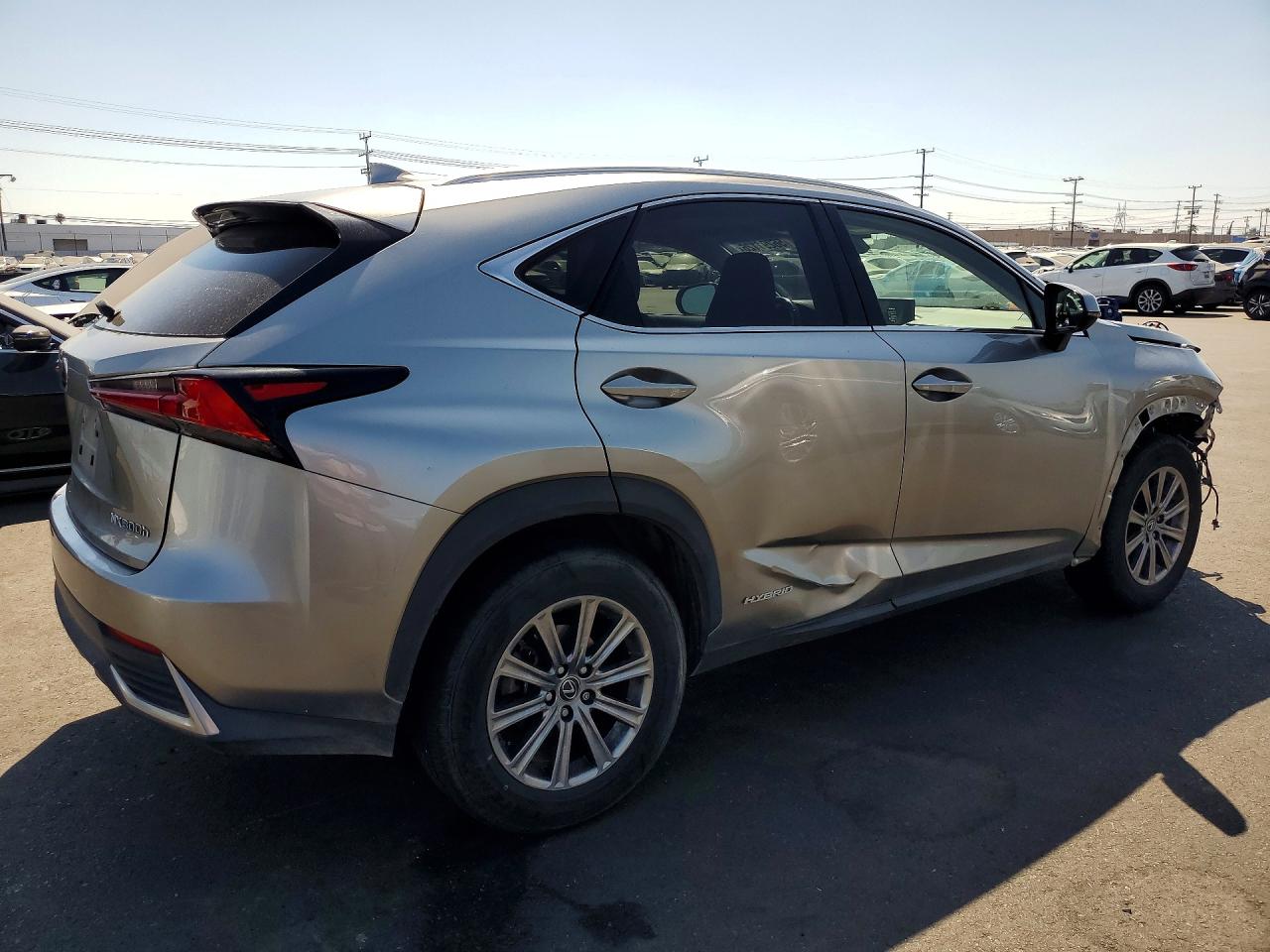Lexus NX 300h