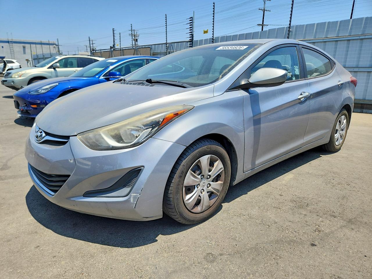 Salvage Hyundai ELANTRA Image