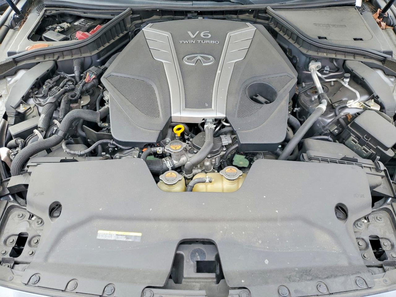 INFINITI Q50 3.0t Luxe