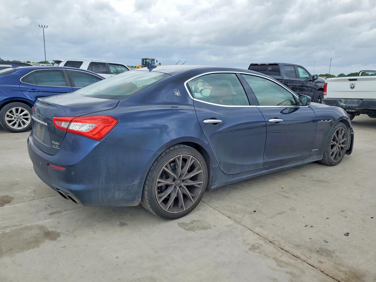Maserati Ghibli S