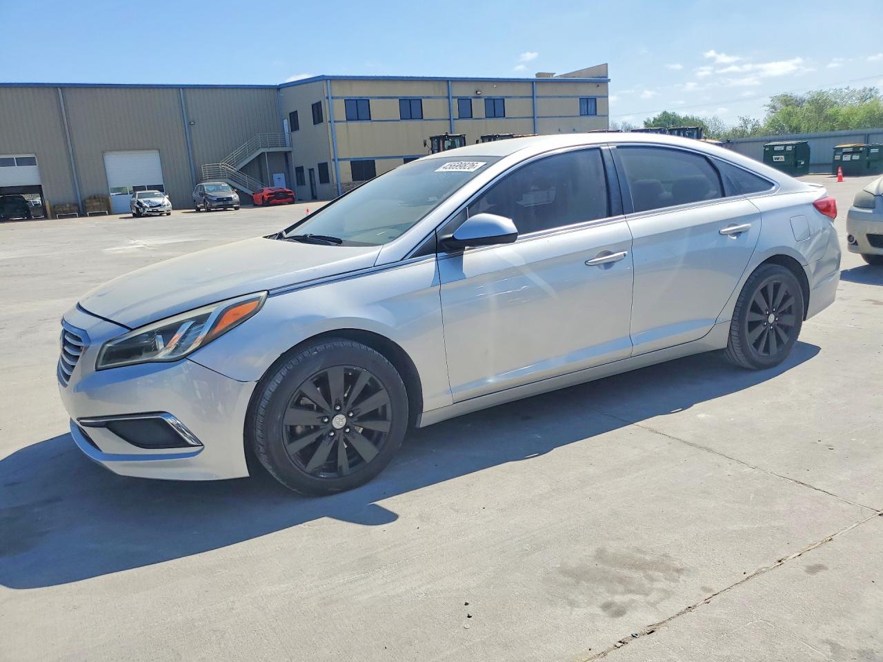Salvage Hyundai SONATA Image