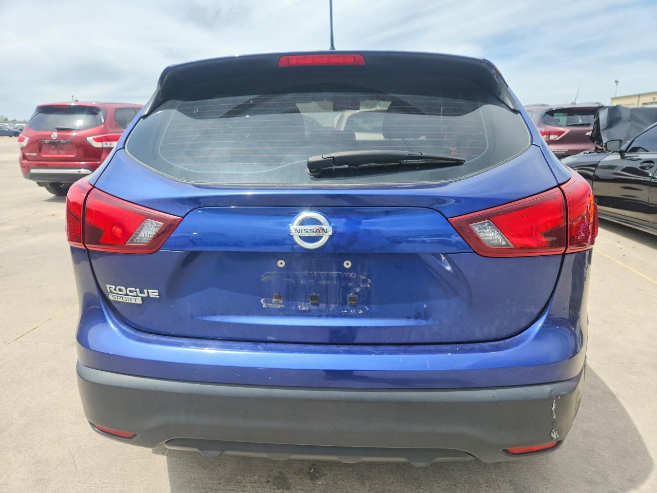 Nissan Rogue S