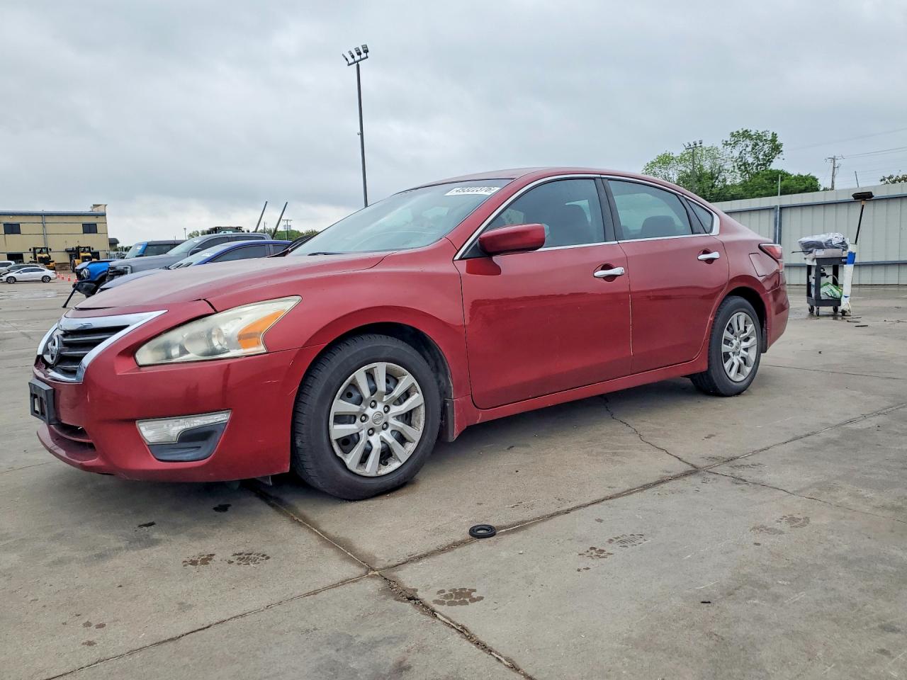 Salvage Nissan Altima Image