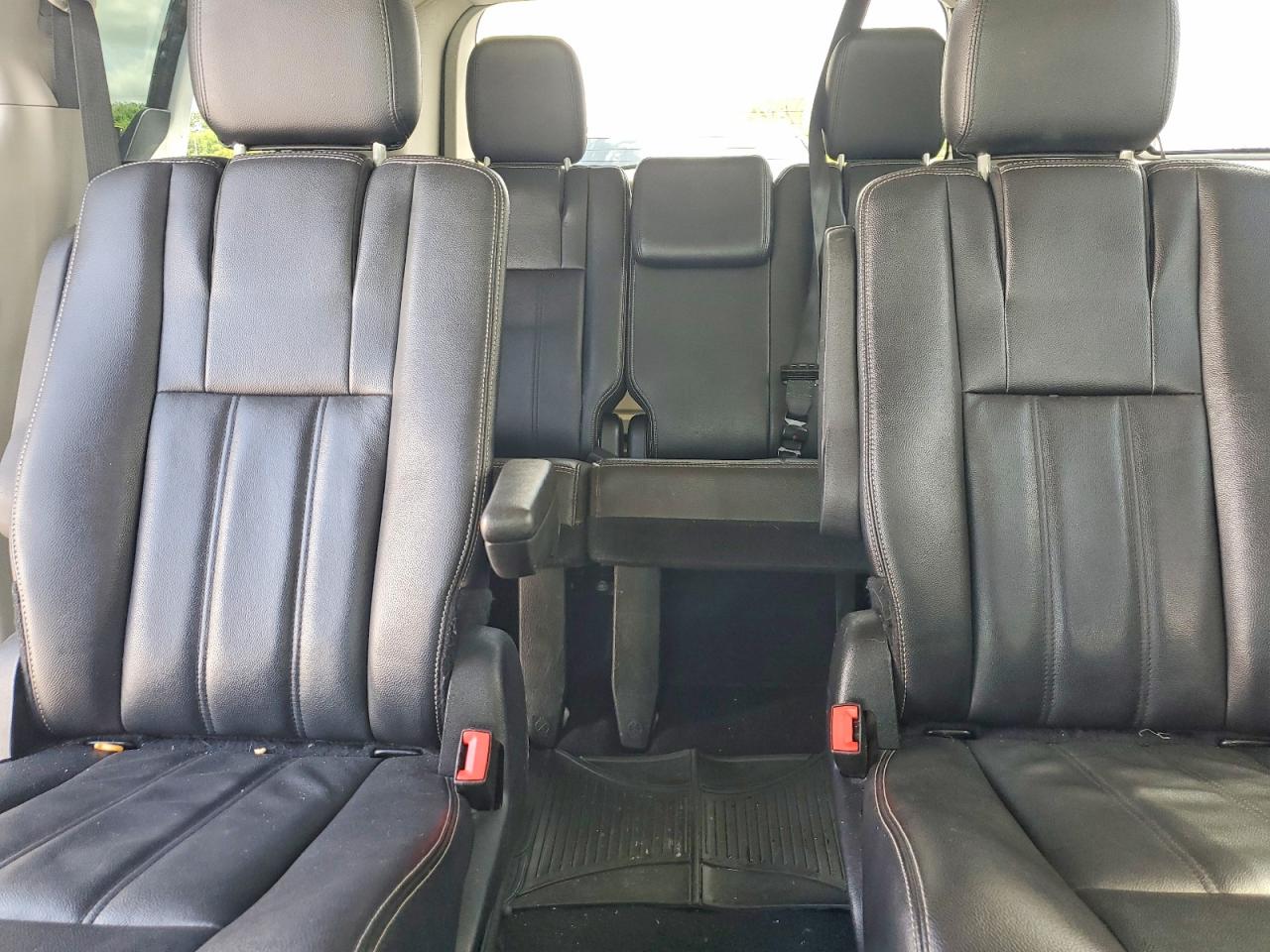 Chrysler Minivan Touring