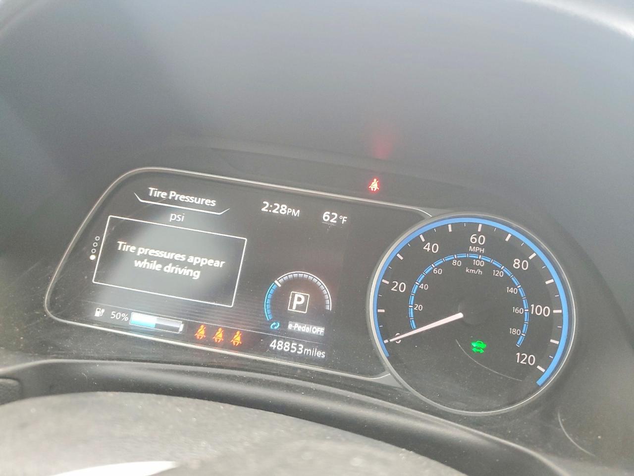Nissan LEAF Sv Plus