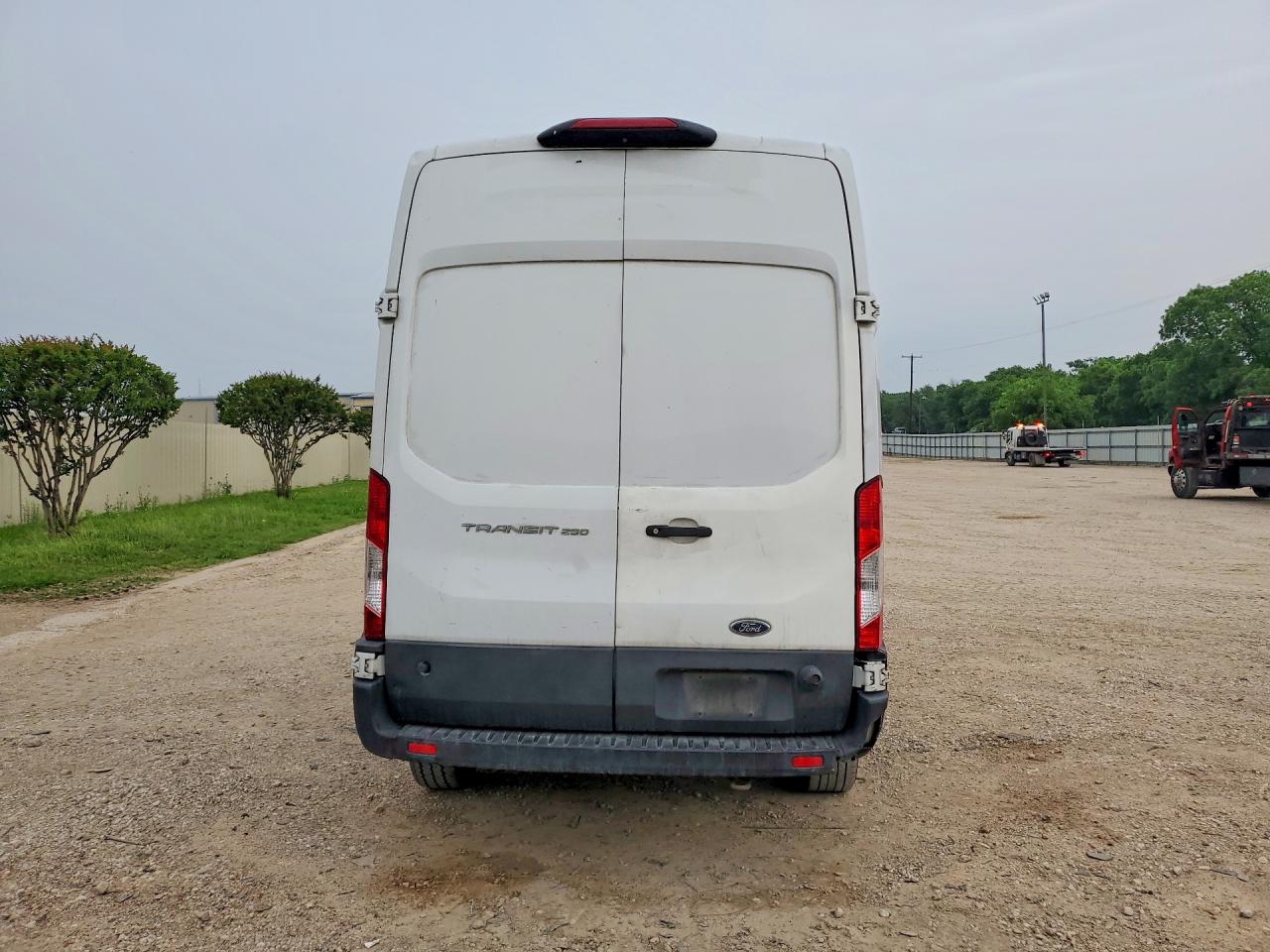 Ford Transit T-250