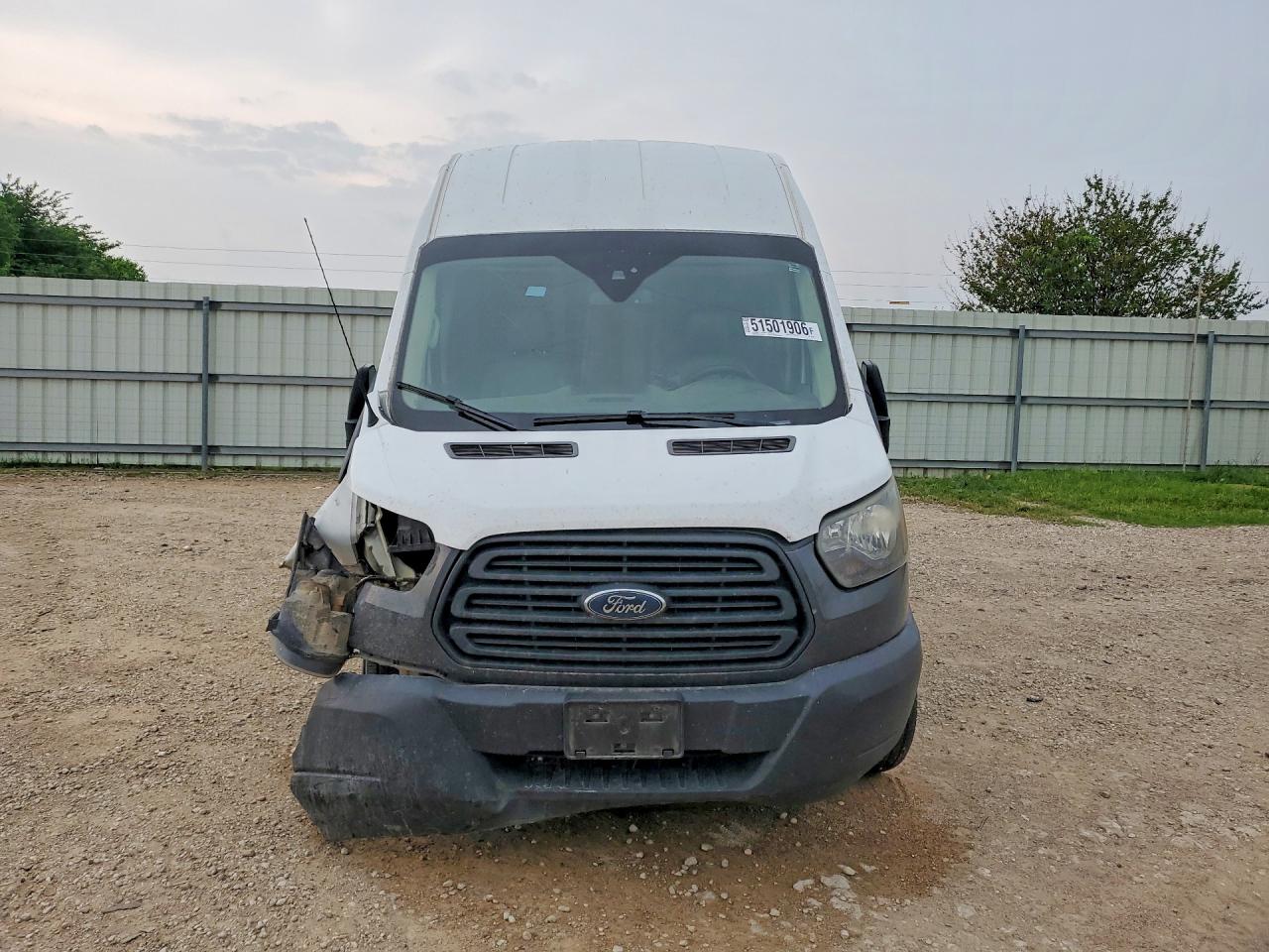 Ford Transit T-250