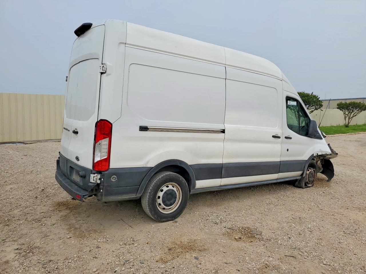 Ford Transit T-250