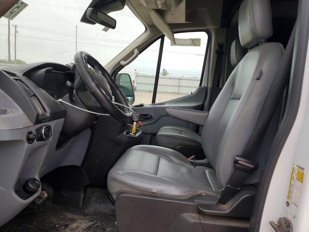 Ford Transit T-250