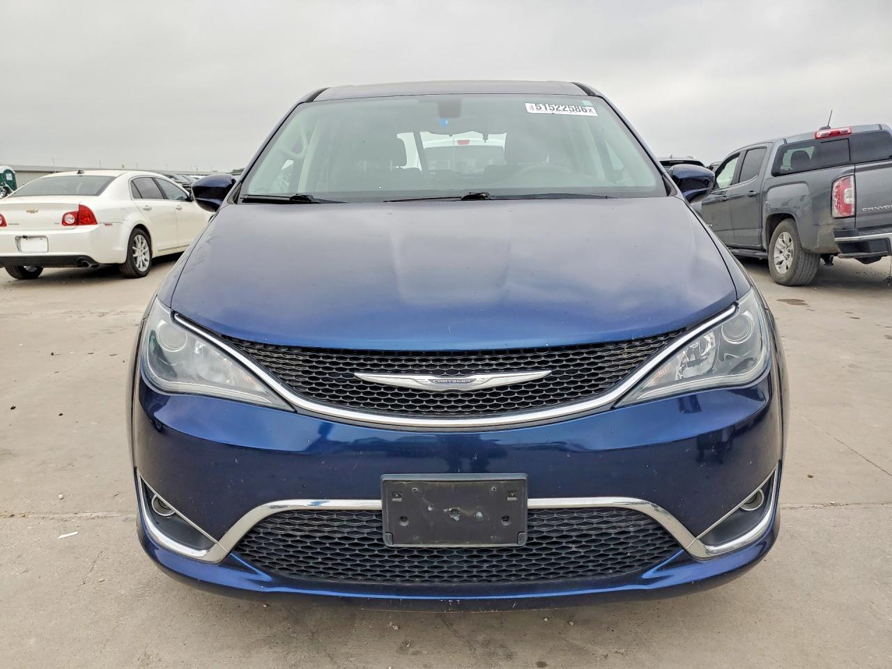 Chrysler Pacifica Touring Plus