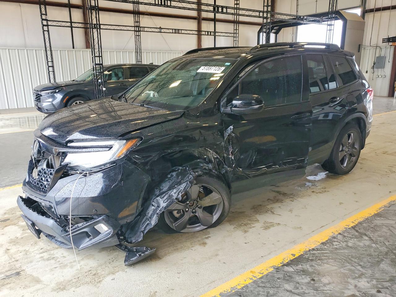 Salvage Honda Passport Image