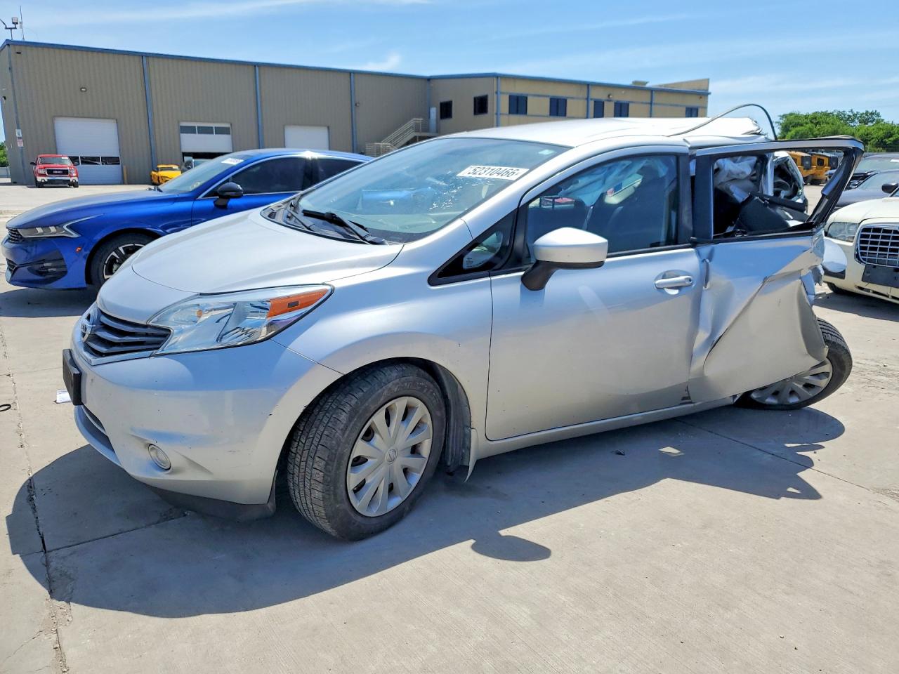 Salvage Nissan Versa Image
