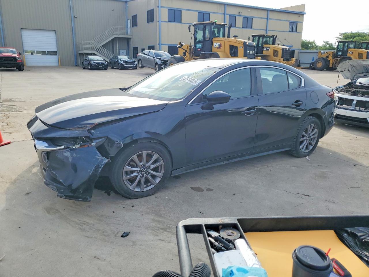 Salvage Mazda 3 Image