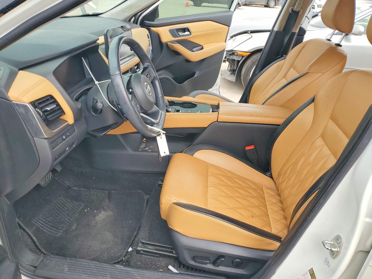 Nissan Rogue Platinum