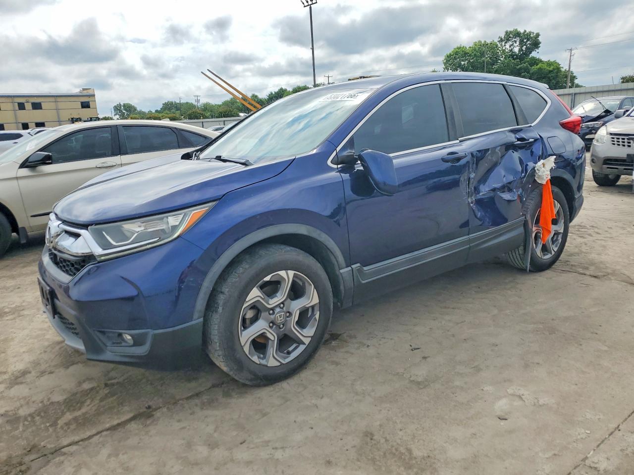 Salvage Honda Crv Image