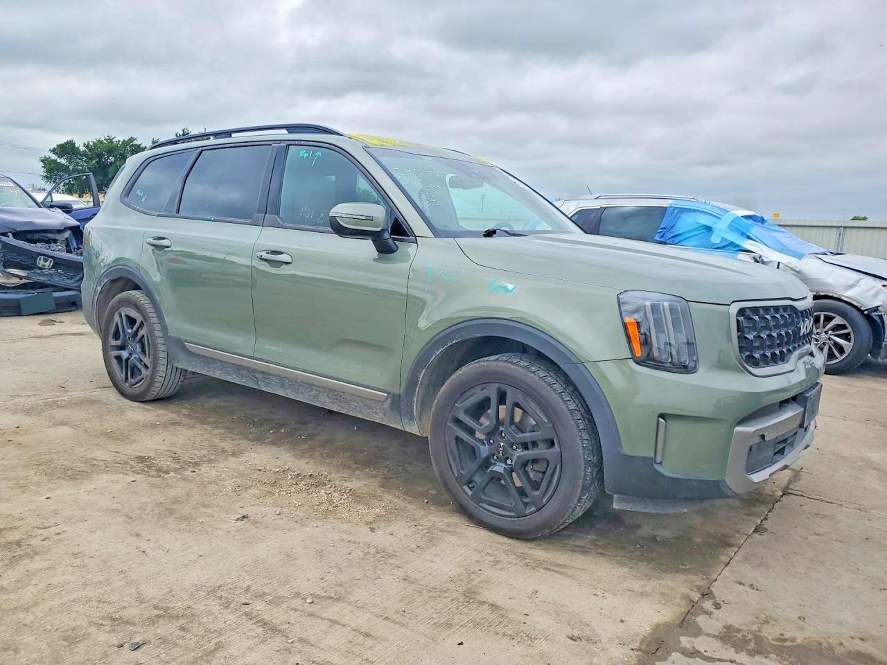Kia Telluride Ex X-line