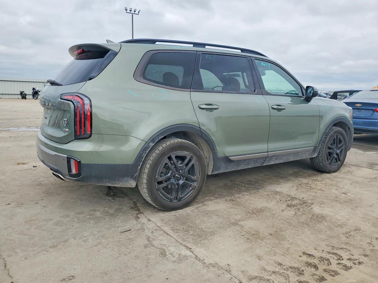 Kia Telluride Ex X-line