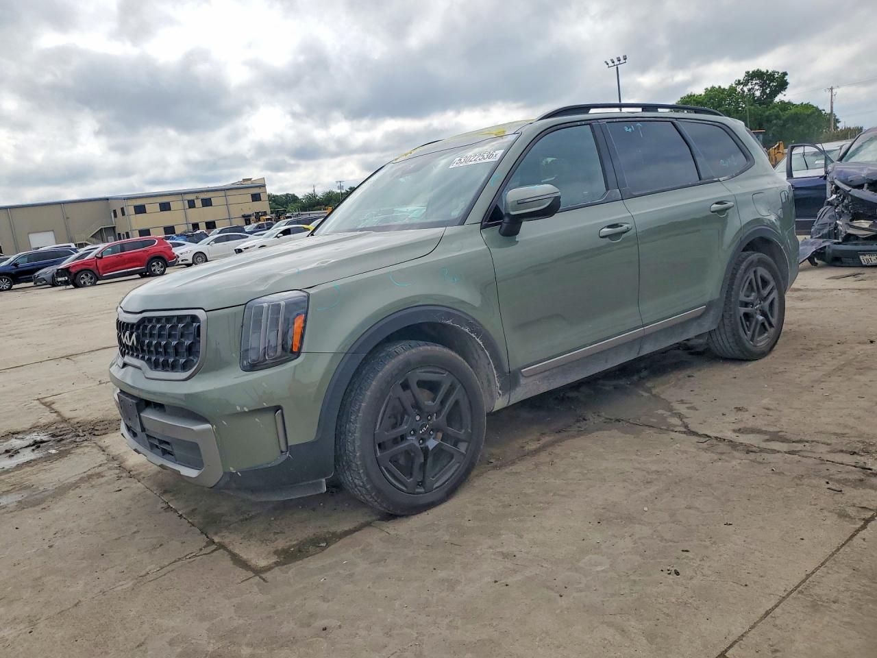 Salvage Kia Telluride Image