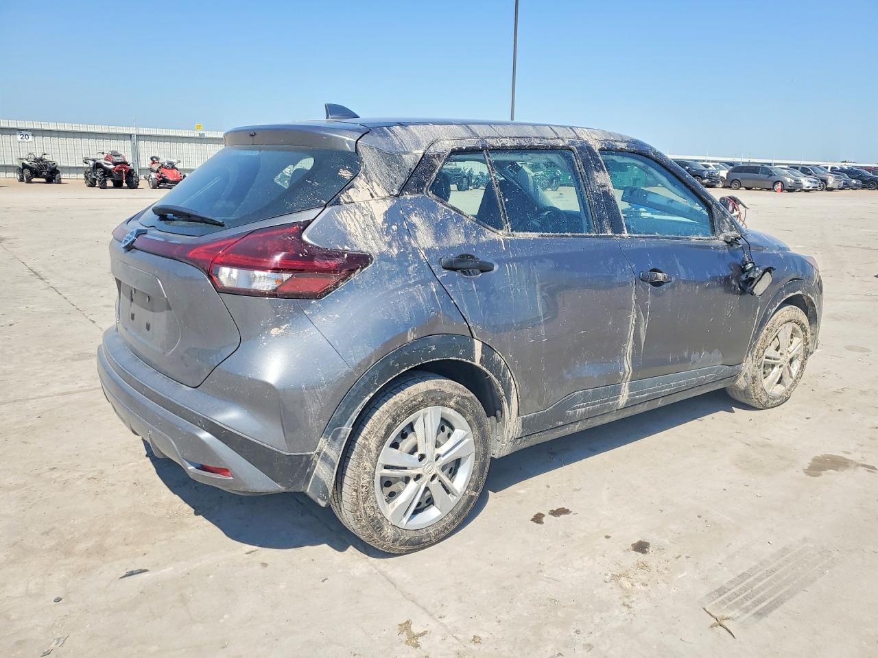Nissan Kicks S
