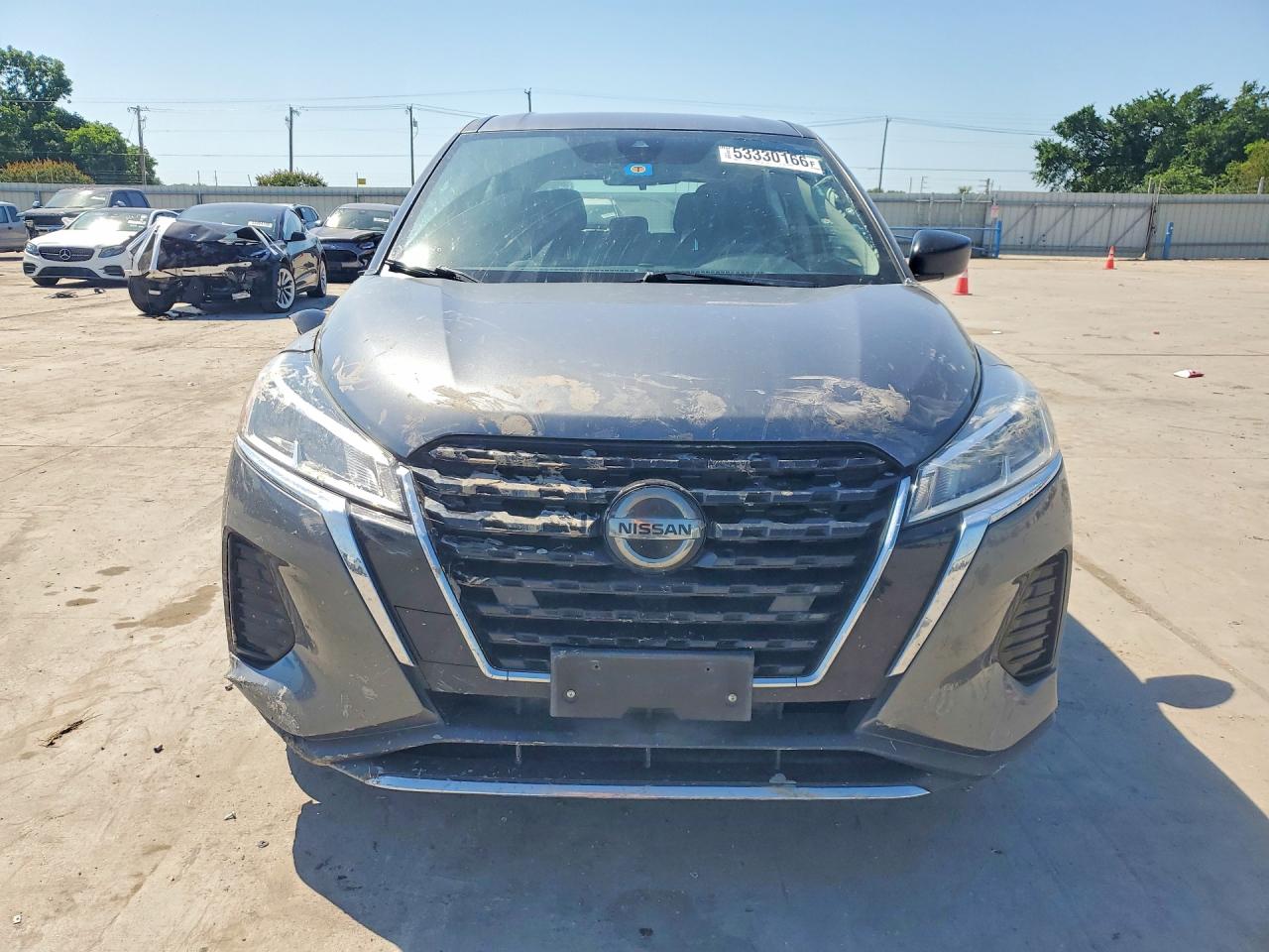 Nissan Kicks S