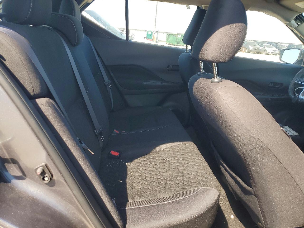 Nissan Kicks S