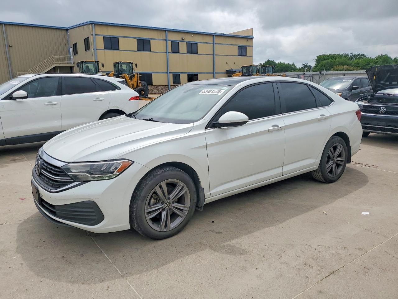 Salvage Volkswagen Jetta Image