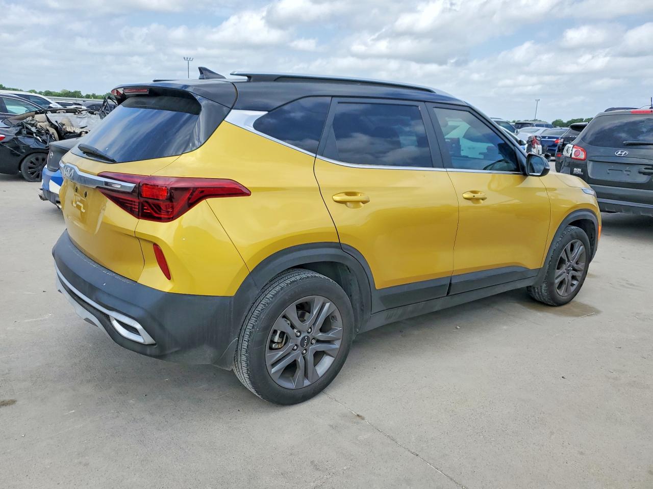 Kia Seltos S