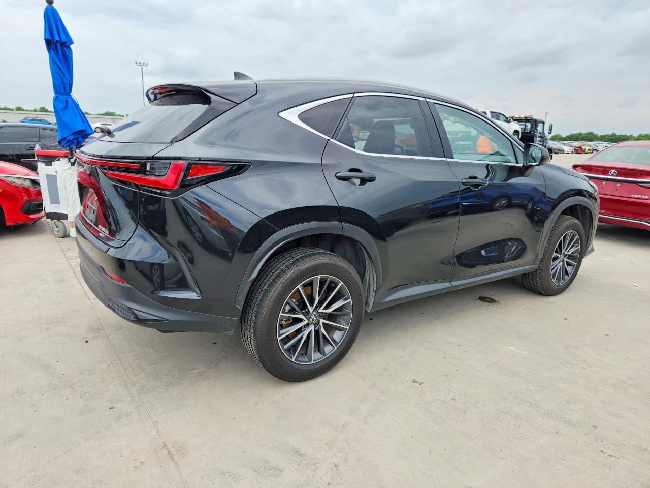 Lexus NX Premium
