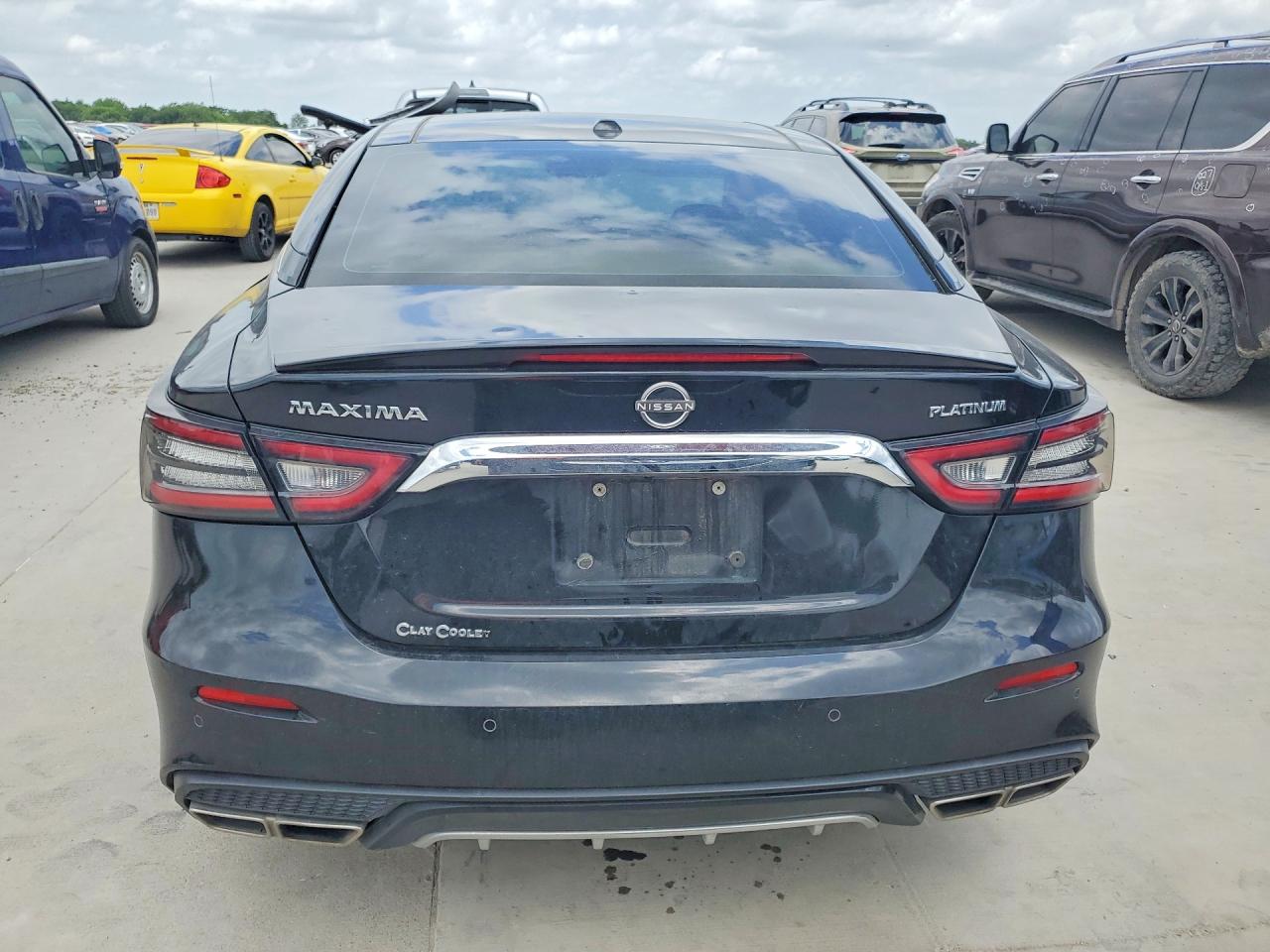 Nissan Maxima Platinum