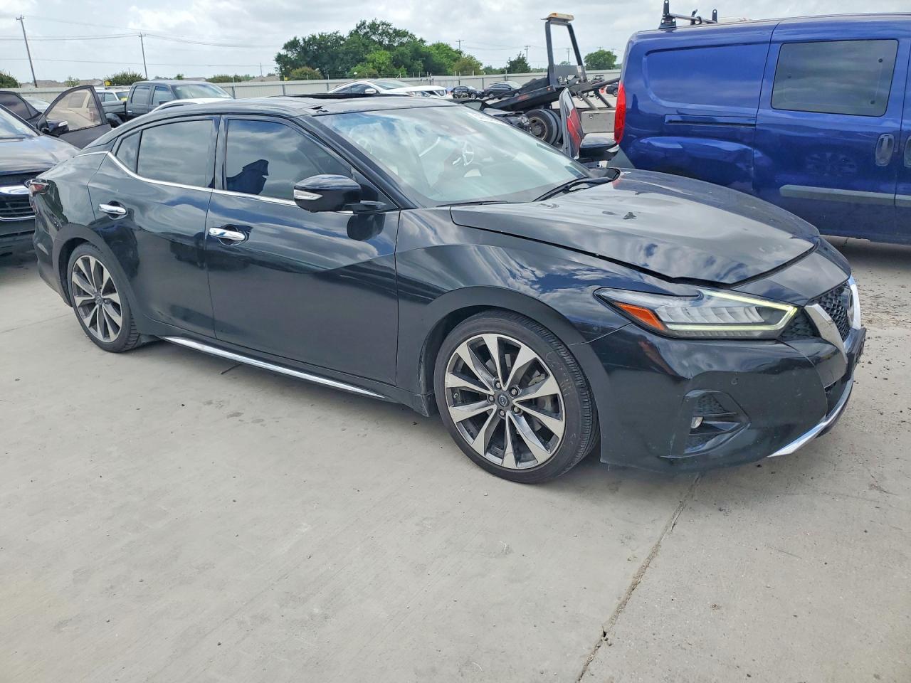 Nissan Maxima Platinum