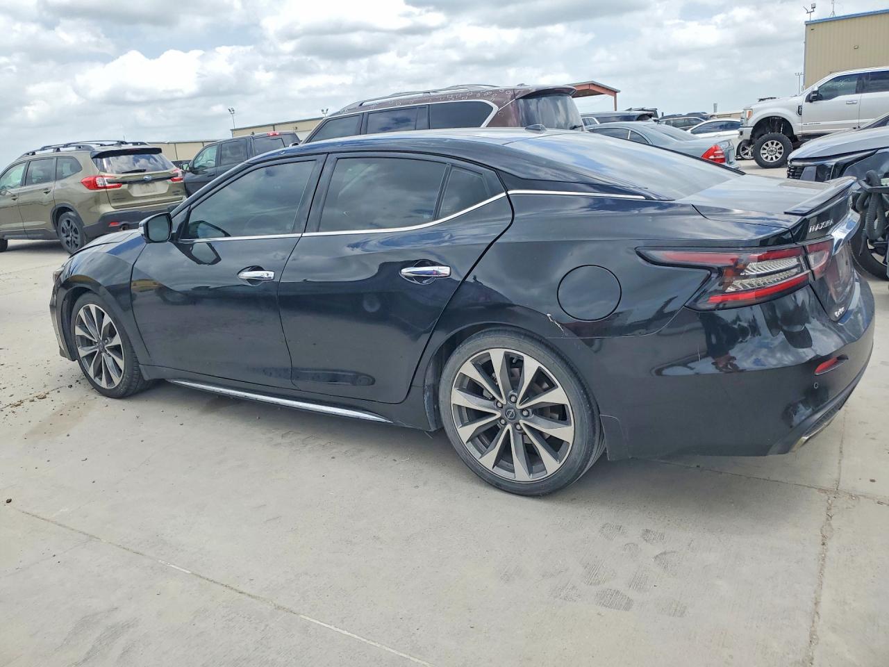Nissan Maxima Platinum
