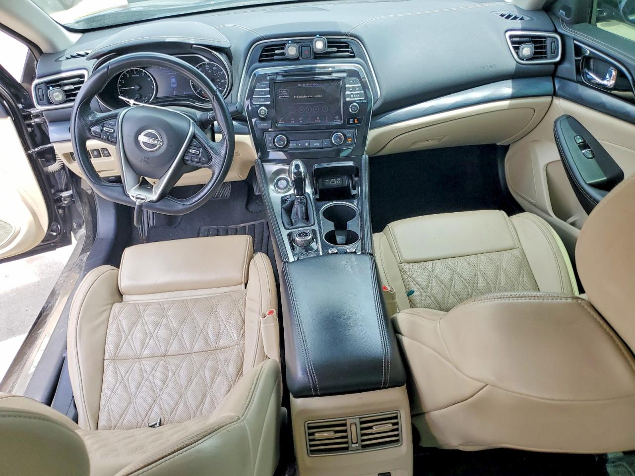 Nissan Maxima Platinum