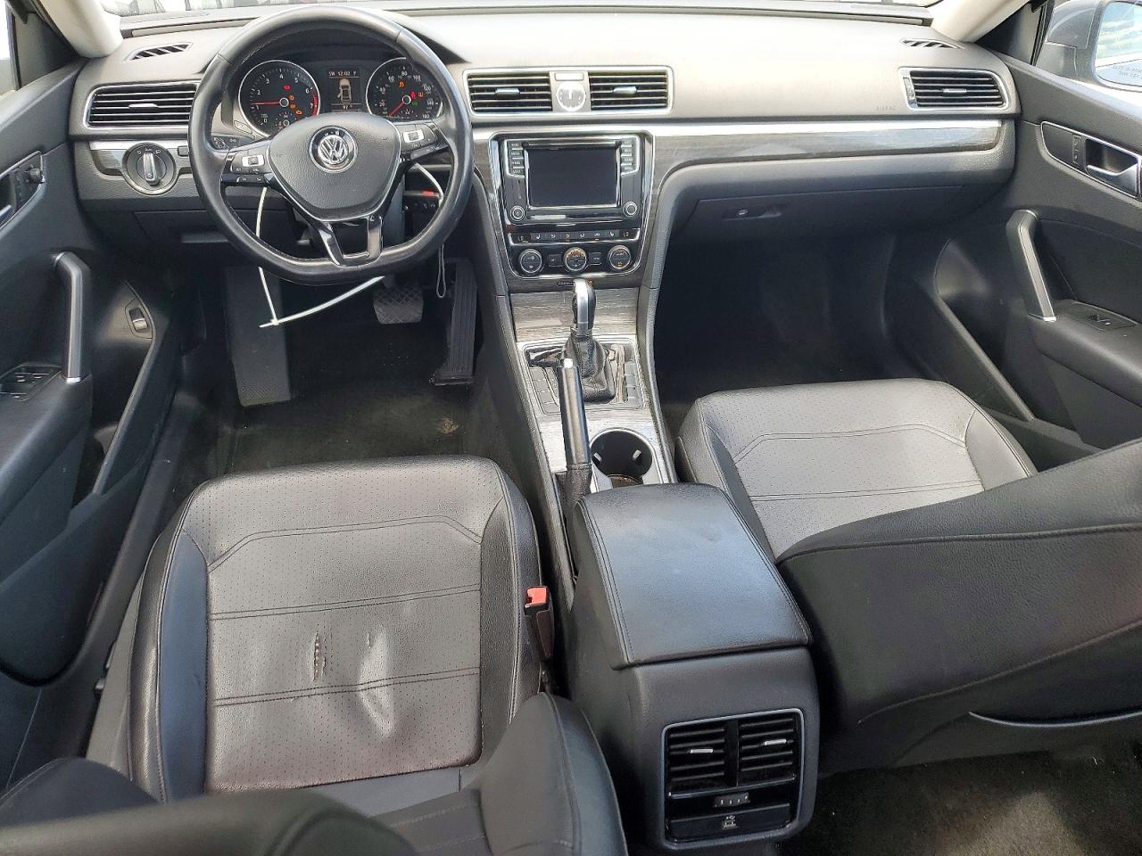 Volkswagen Passat Se
