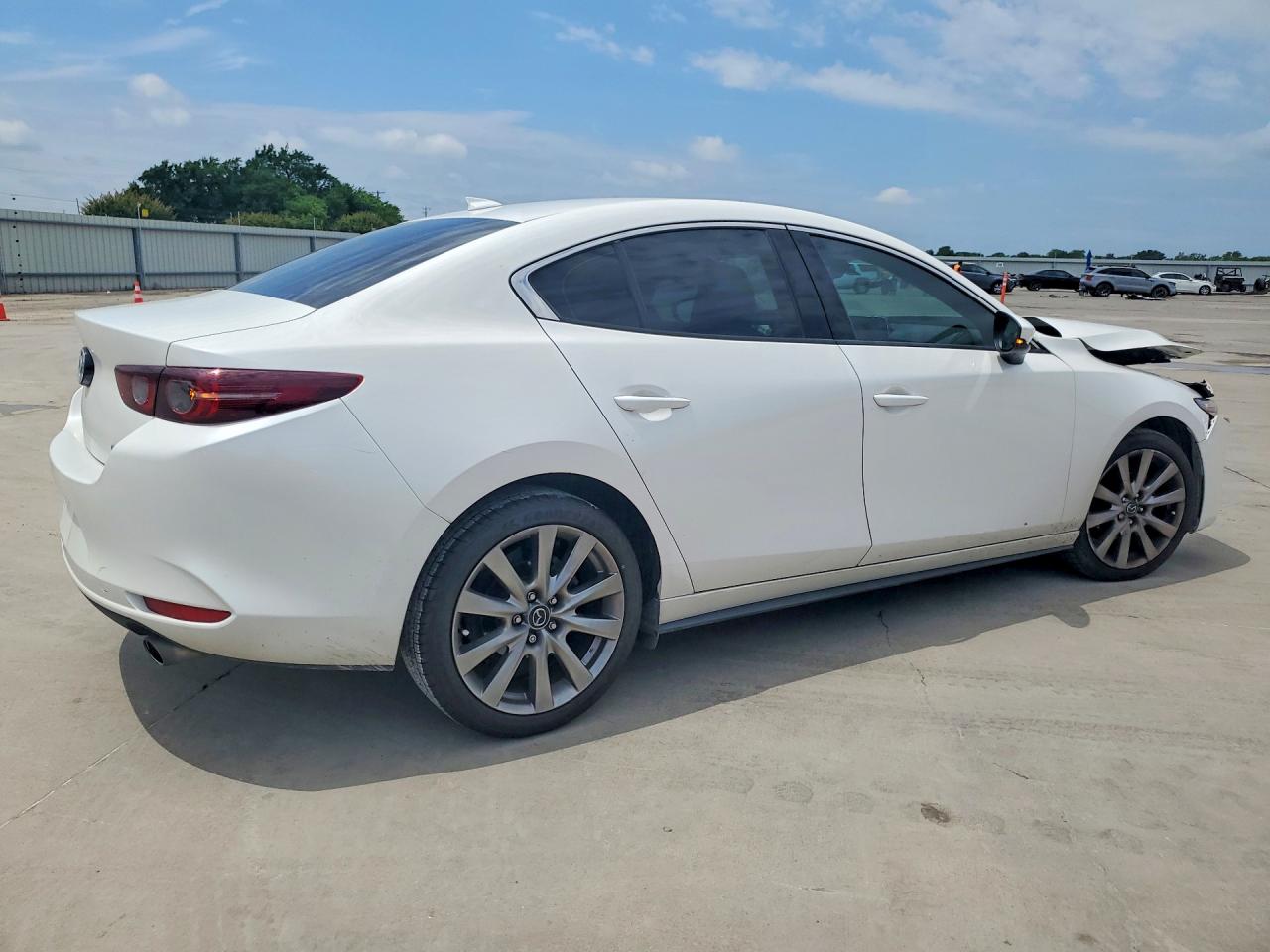 Mazda 3 Premium