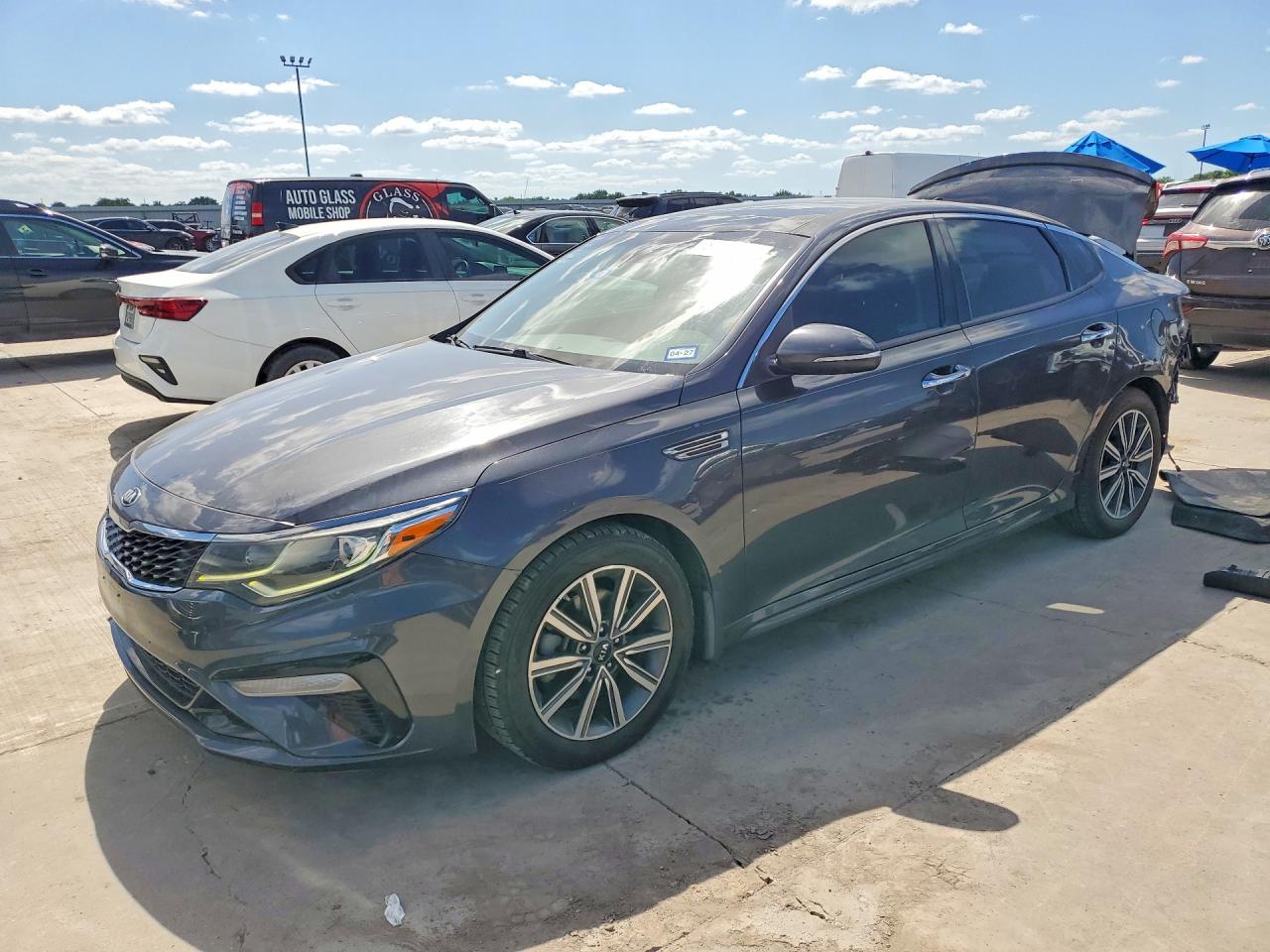 Salvage Kia Optima Image