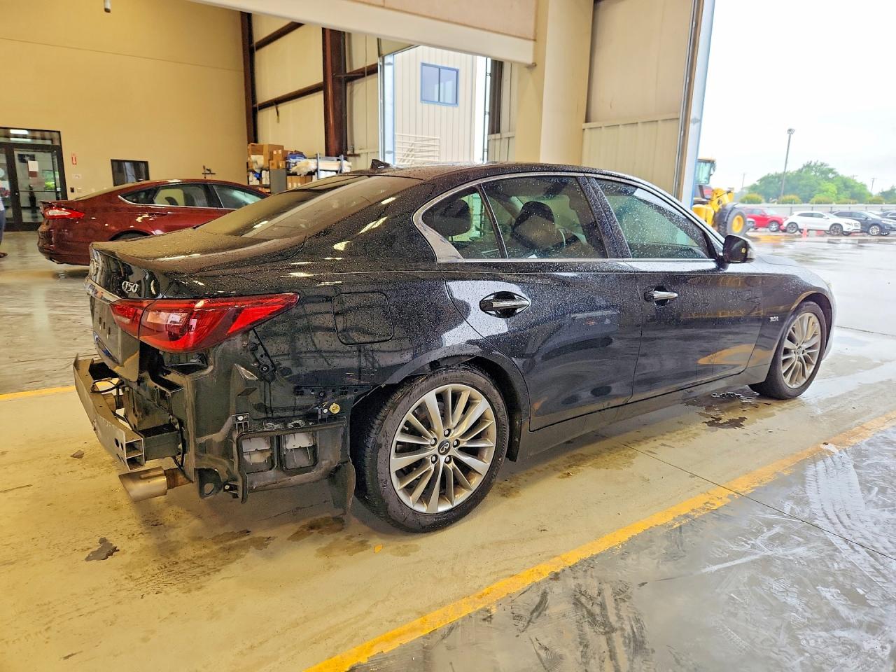 INFINITI Q50 3.0t Luxe