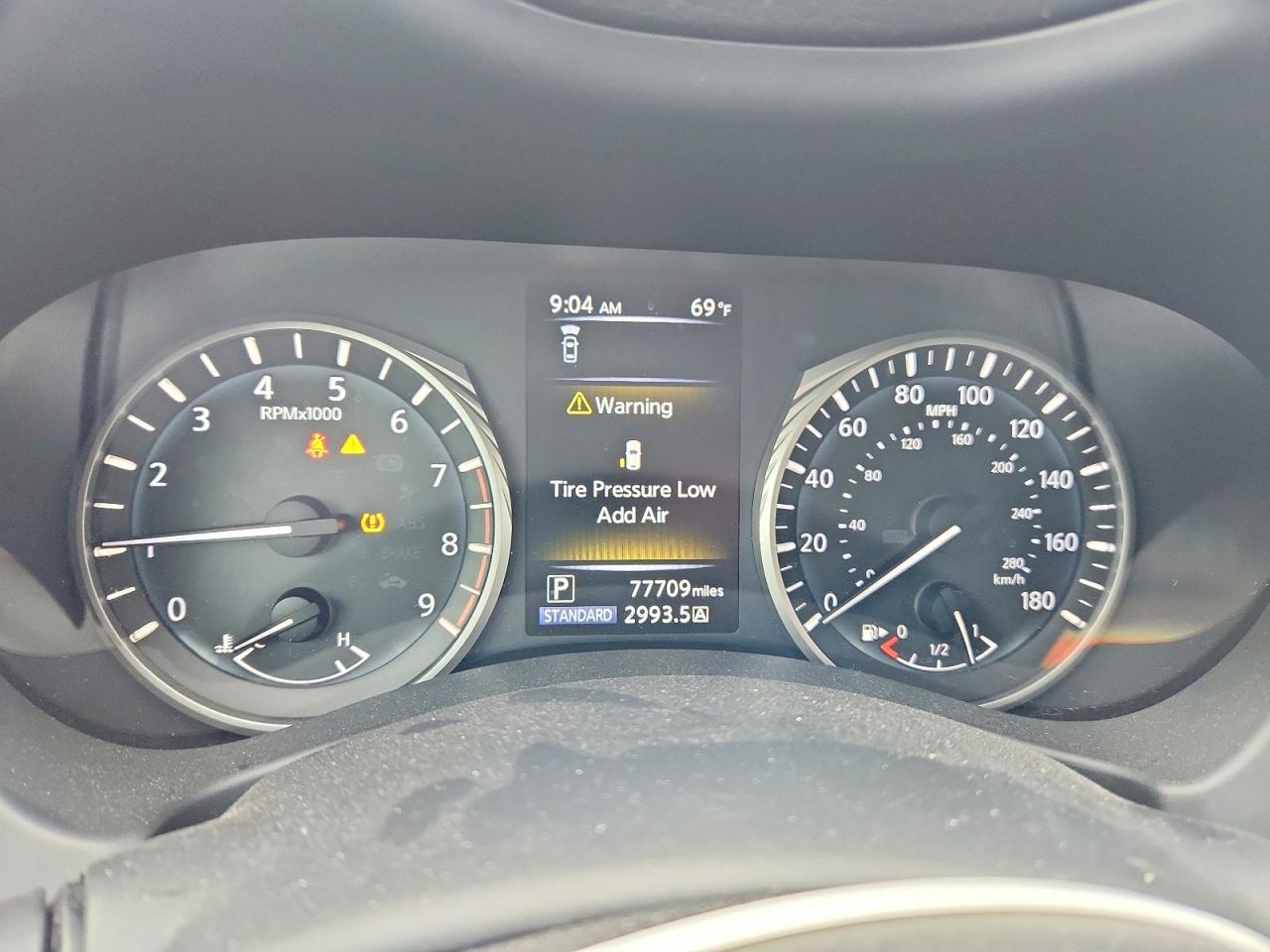 INFINITI Q50 3.0t Luxe