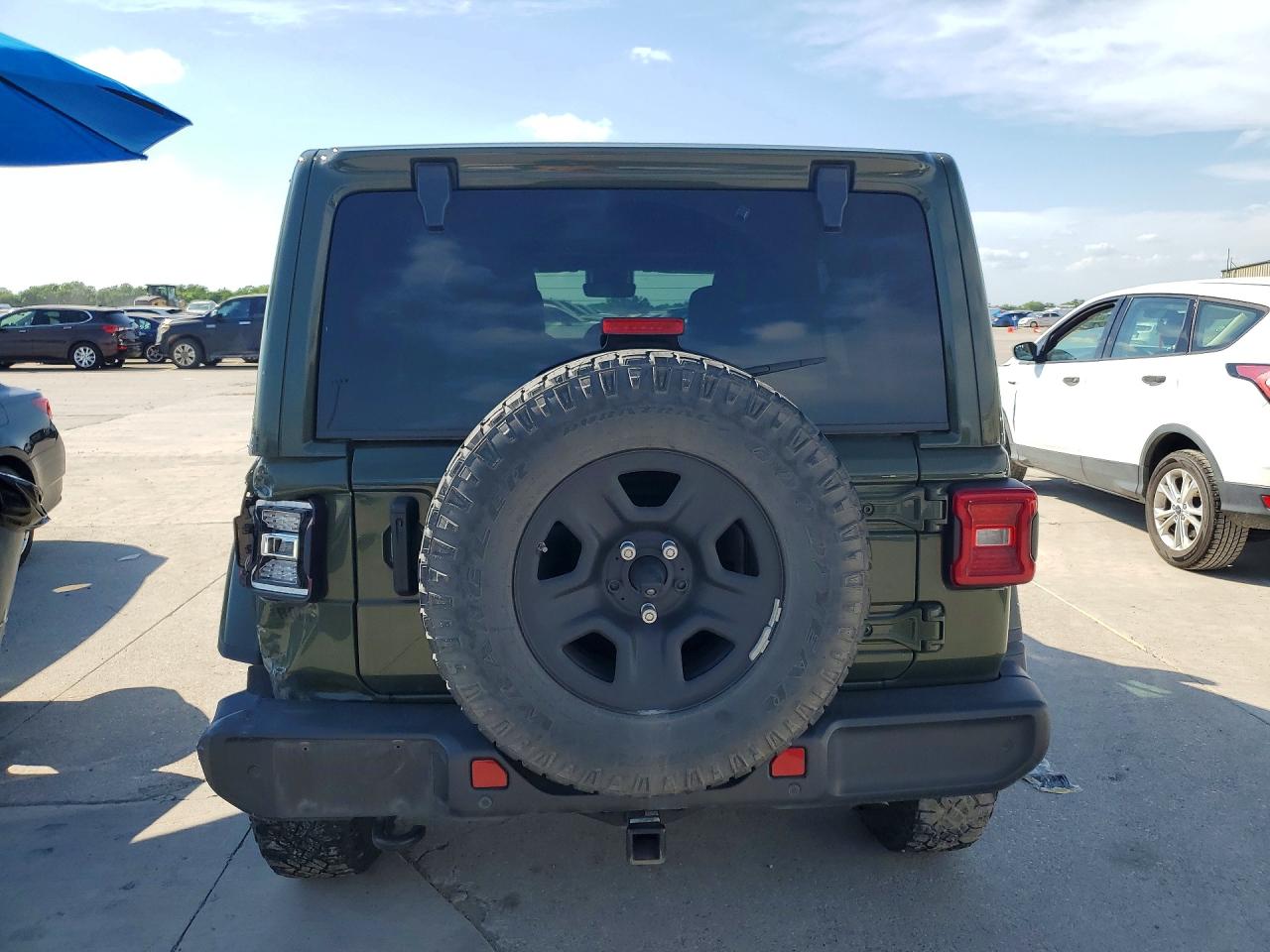 Jeep Wrangler Sahara
