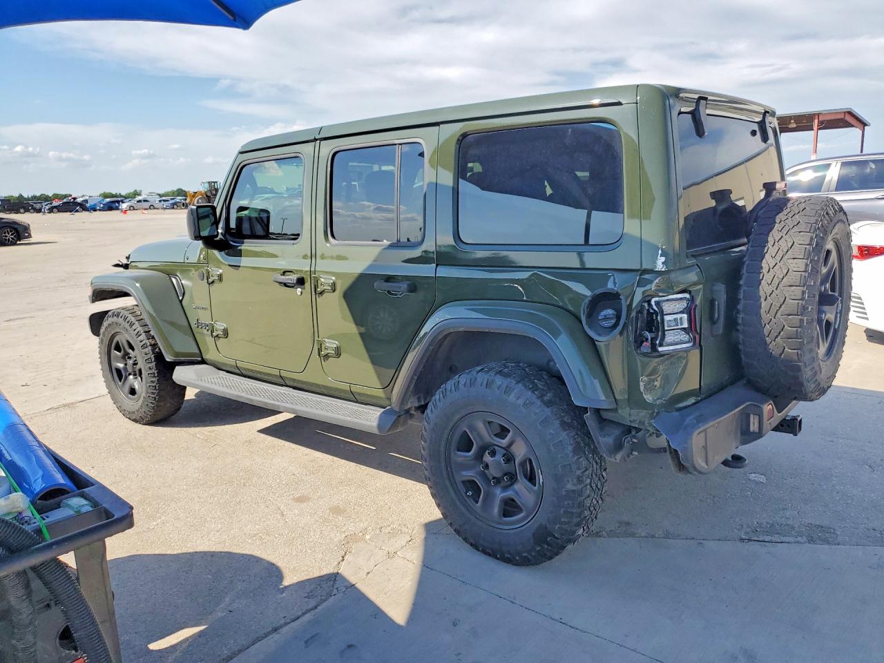 Jeep Wrangler Sahara