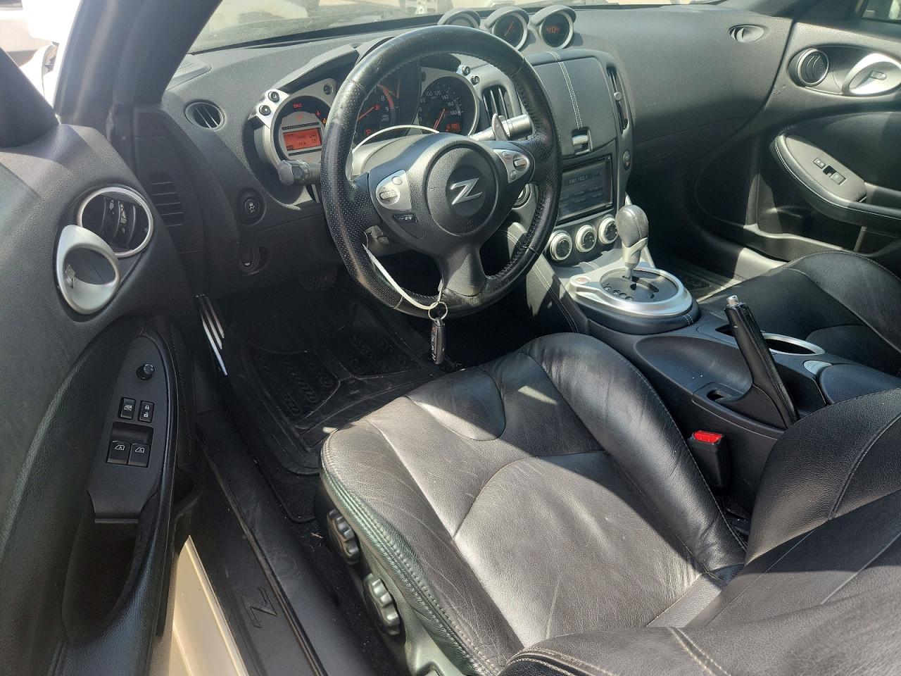 Nissan 370Z Base