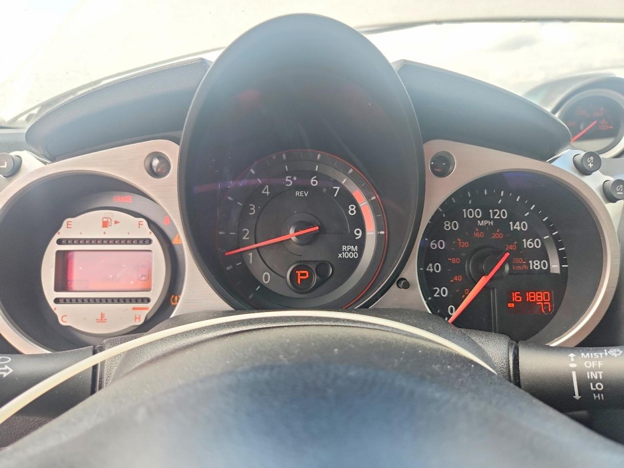 Nissan 370Z Base
