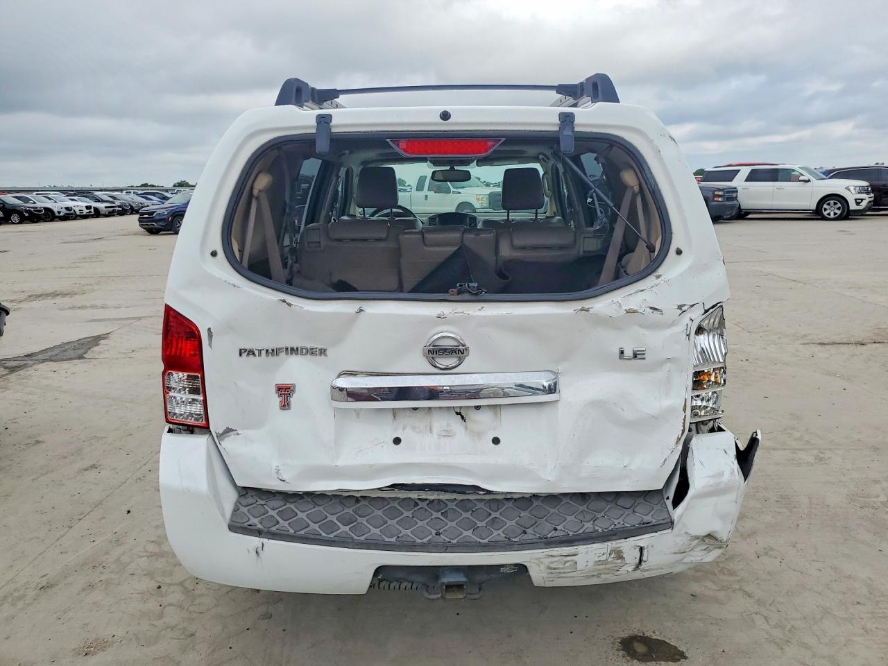 Nissan Pathfinder S