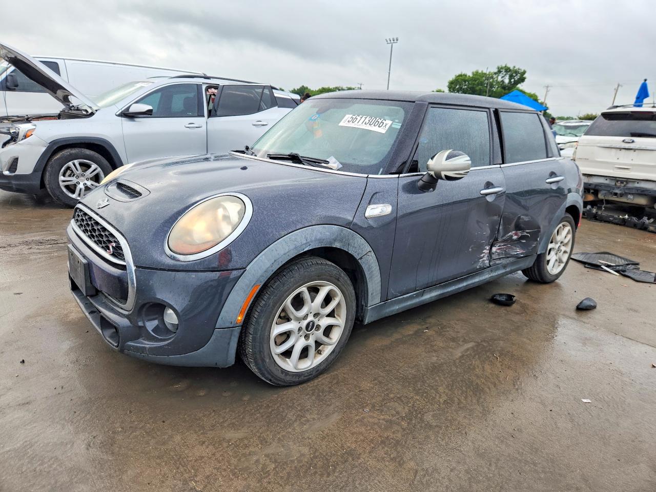 Salvage MINI Cooper Image