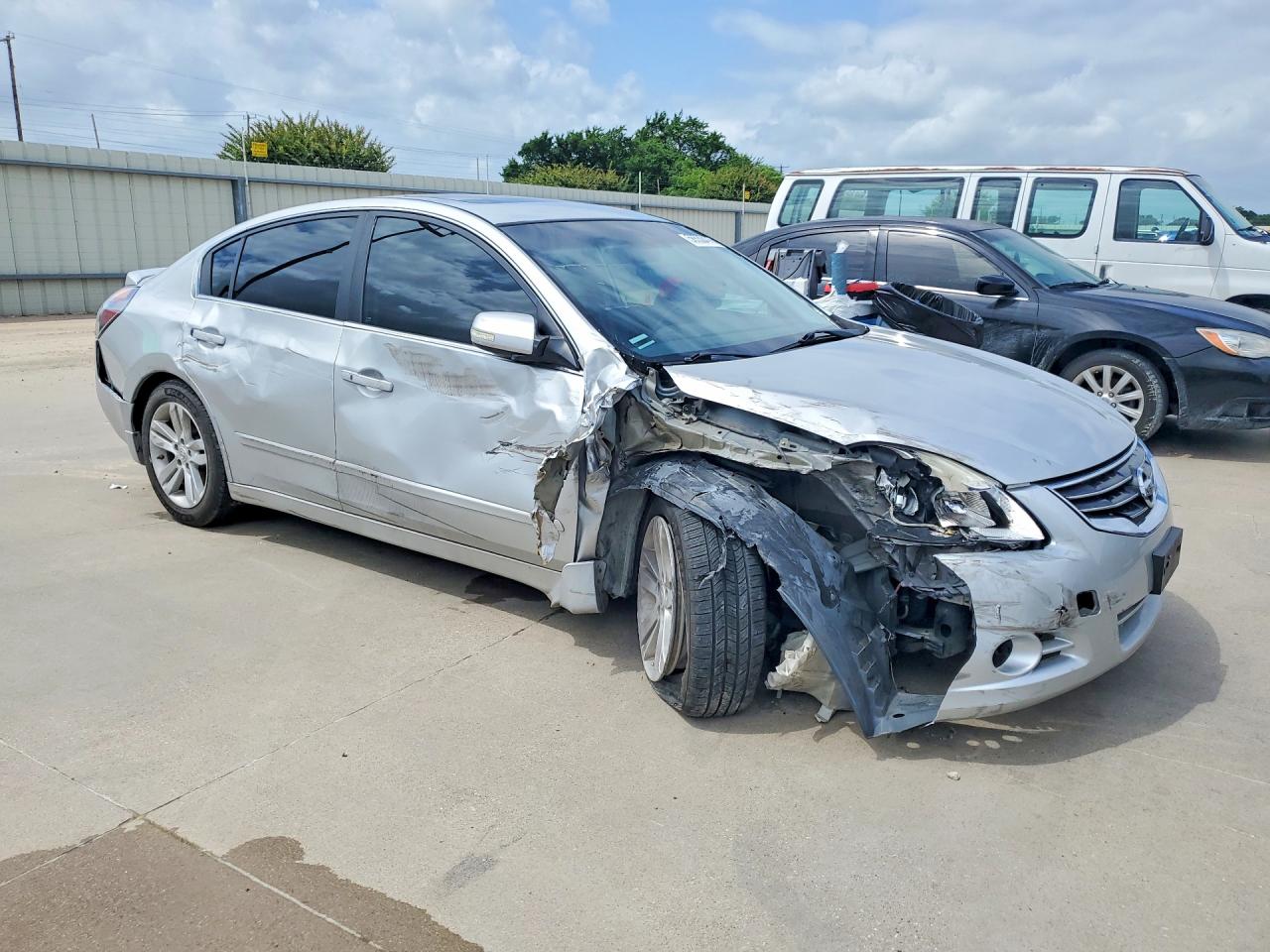 Nissan Altima Sr