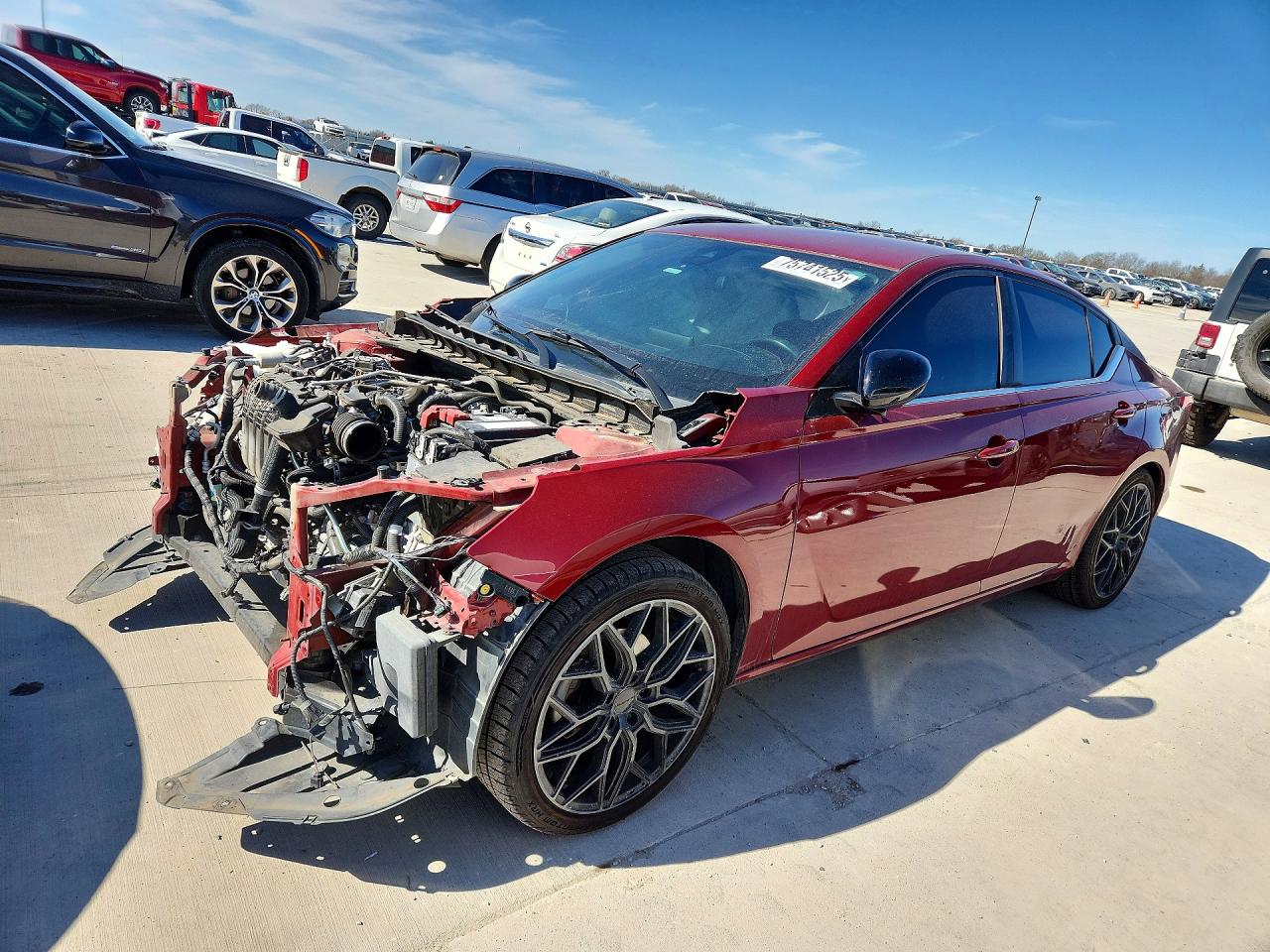 Salvage Nissan Altima Image