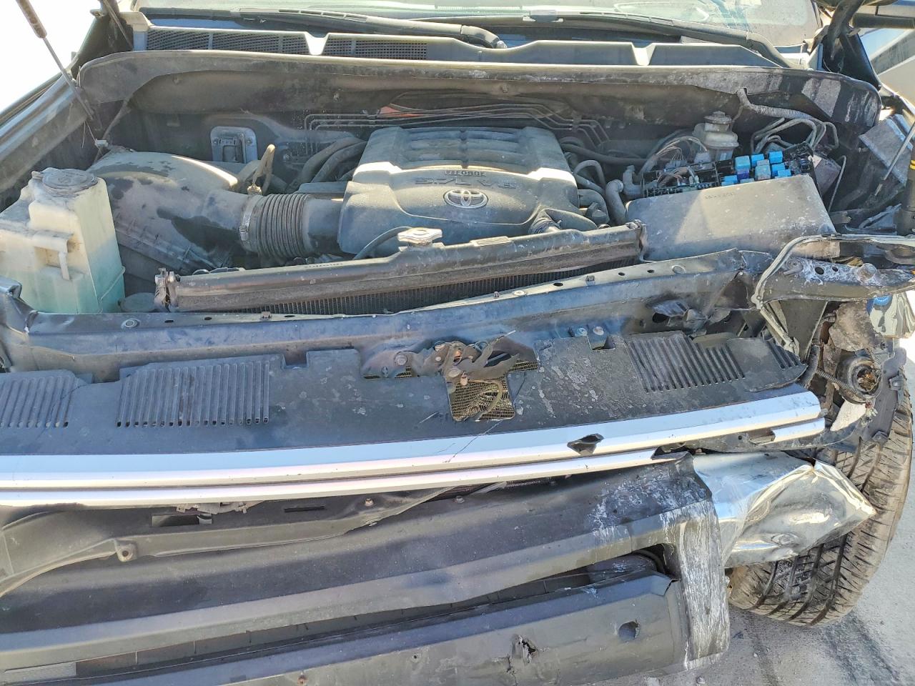 Toyota Tundra Crewmax Limited