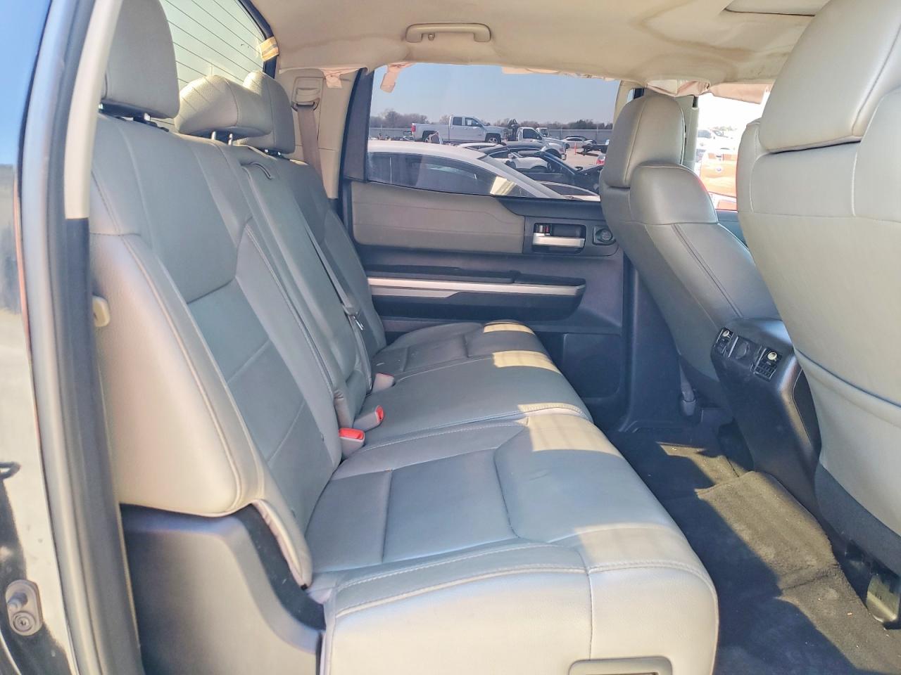 Toyota Tundra Crewmax Limited