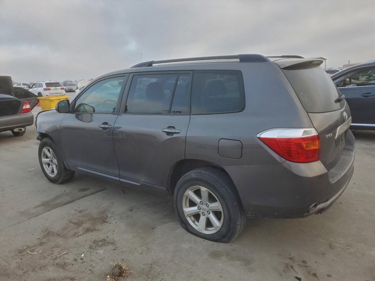 Toyota Highlander Base