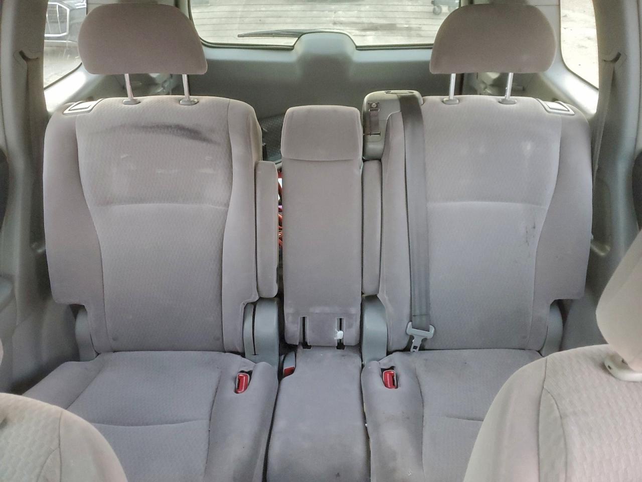 Toyota Highlander Base